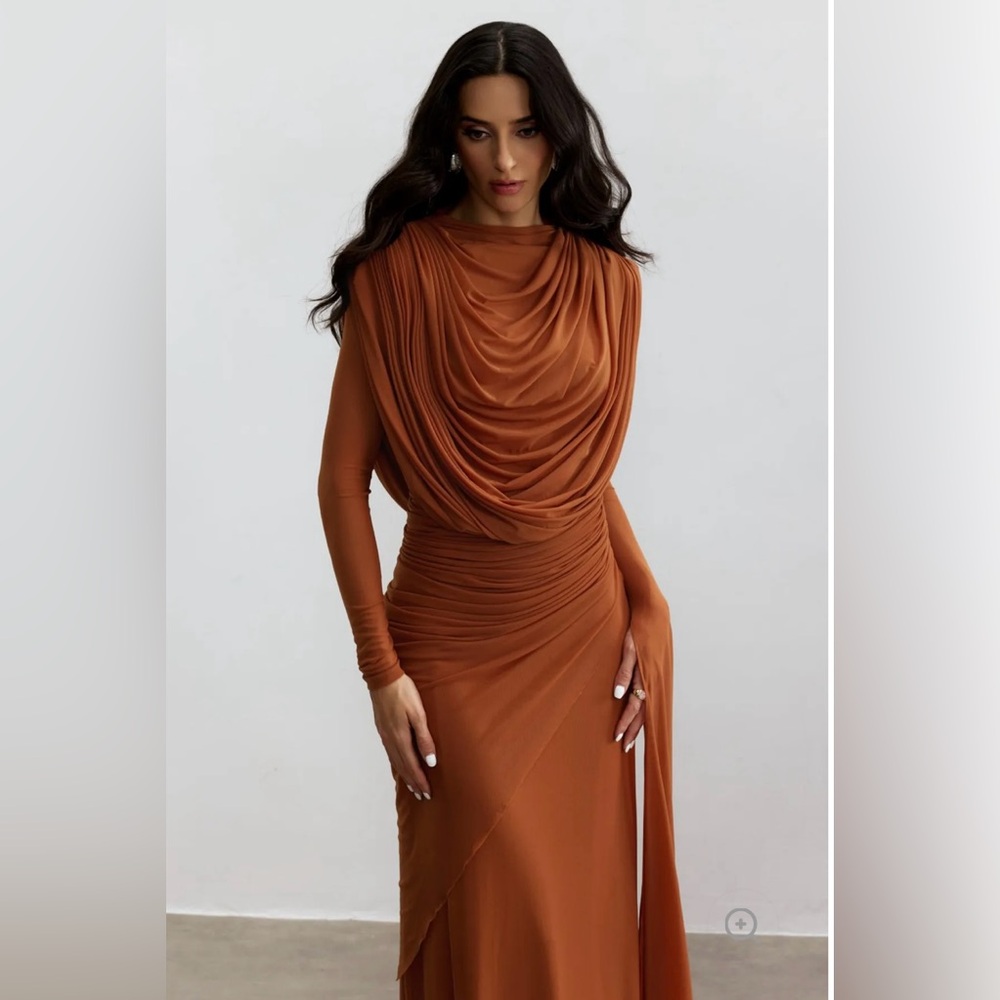 Chic Long Sleeve Draped Dress in Rust